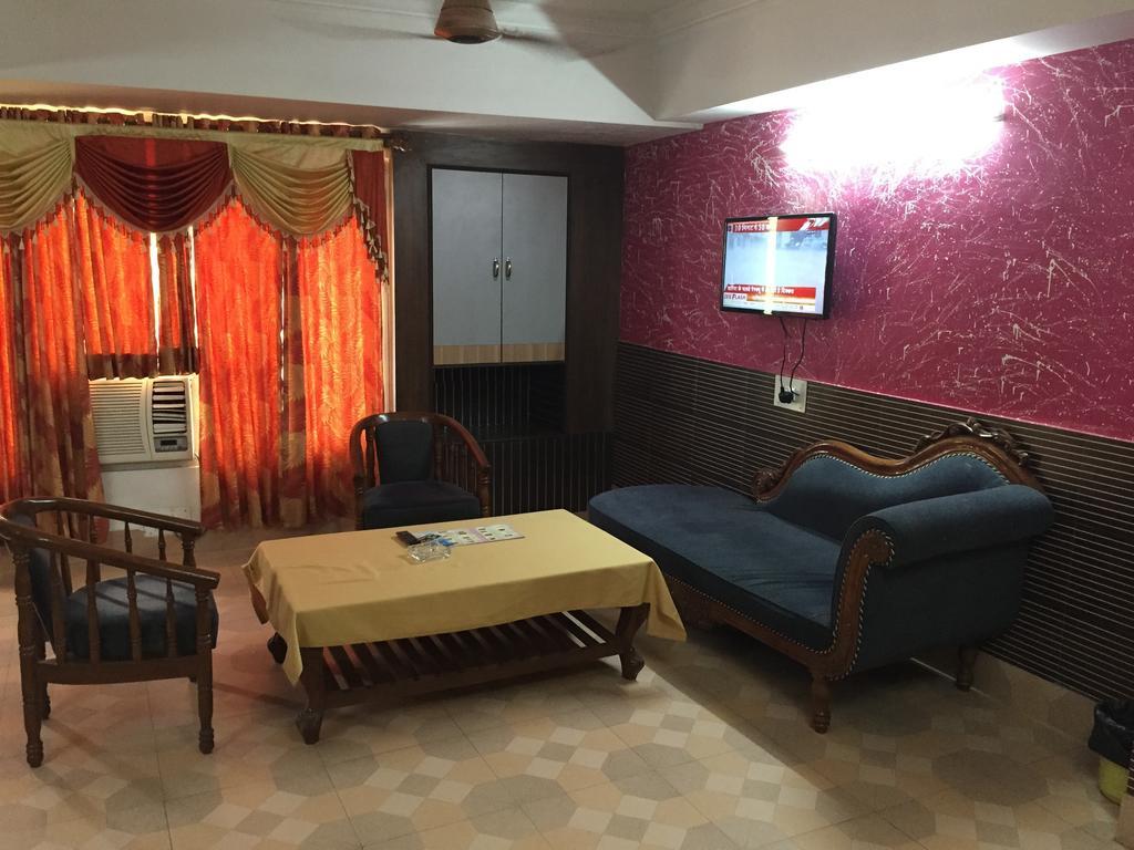 Hotel Swastik Jammu Quarto foto
