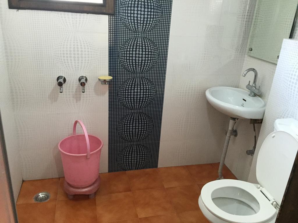 Hotel Swastik Jammu Quarto foto